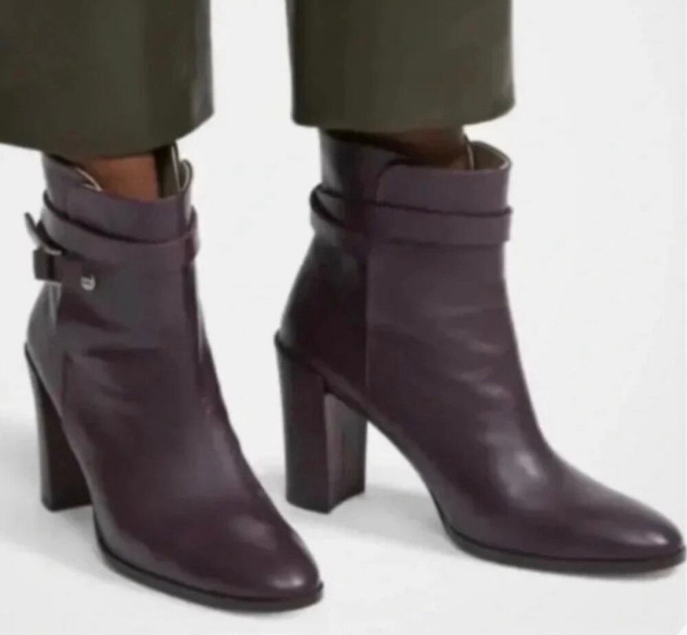 Theory Plum Merlot Leather Ankle Boots Size 41 Made in Italy Dark Academia Luxe